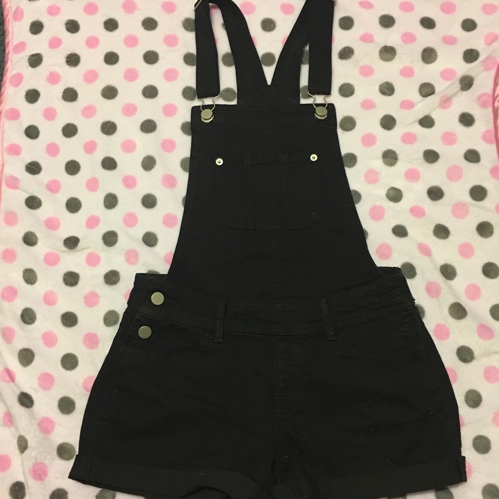 Black overalls/shortalls